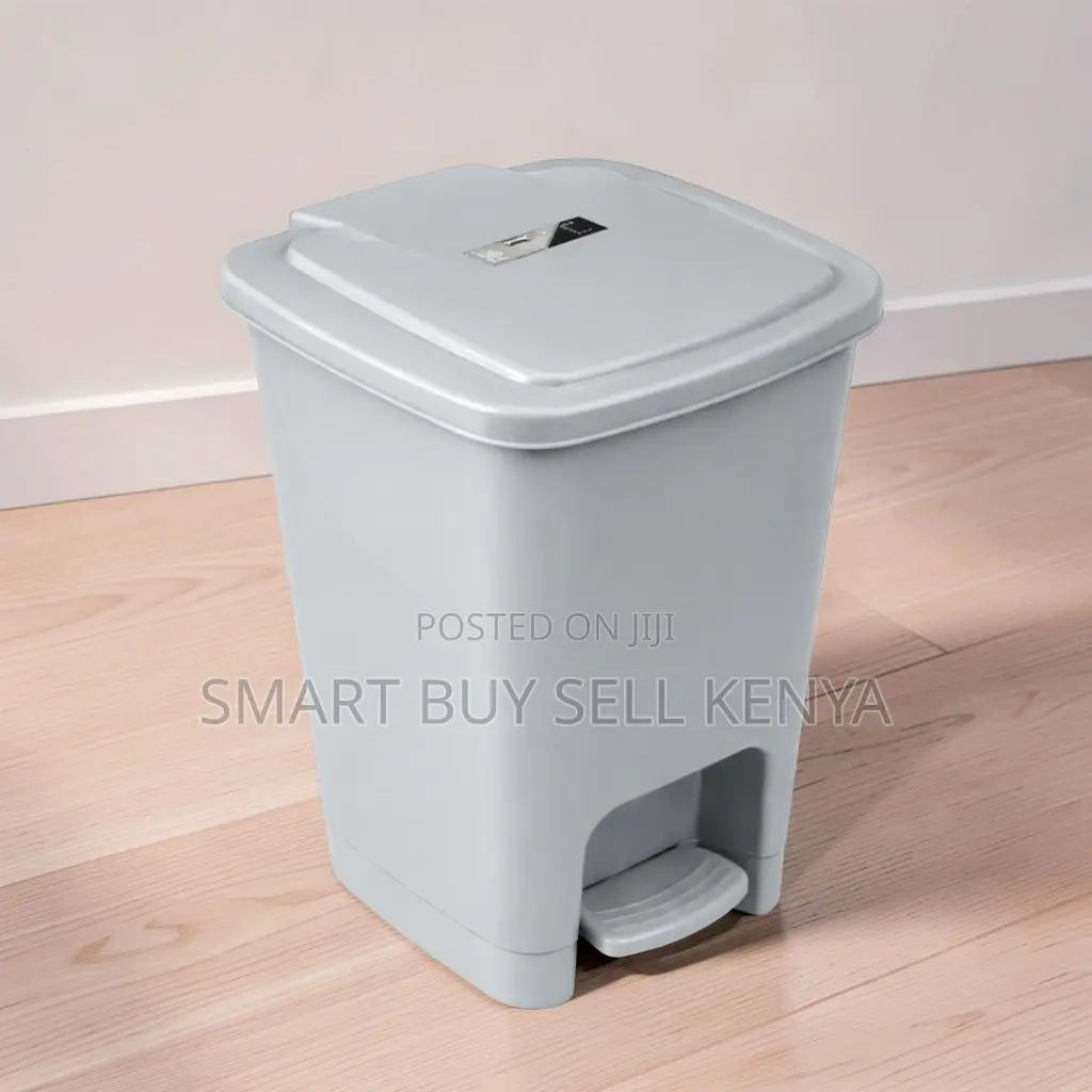 Hands-Free Multi-Purpose 30l Hard Plastic Step Pedal Waste Bin