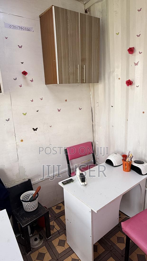 Nail Parlour For Sale - thumbnail 3