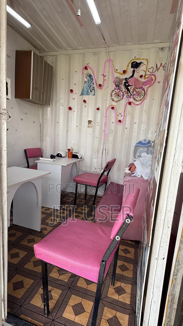 Nail Parlour For Sale - thumbnail 6