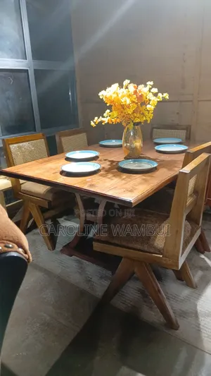 6 Seater Dining Table