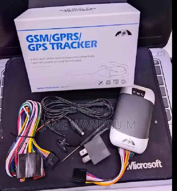 GSM/GPS Vehicle Tracker