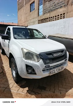 Isuzu D-MAX 2016 White