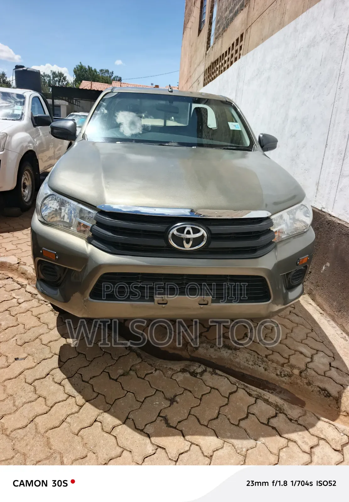 Toyota Hilux 2021 Gold