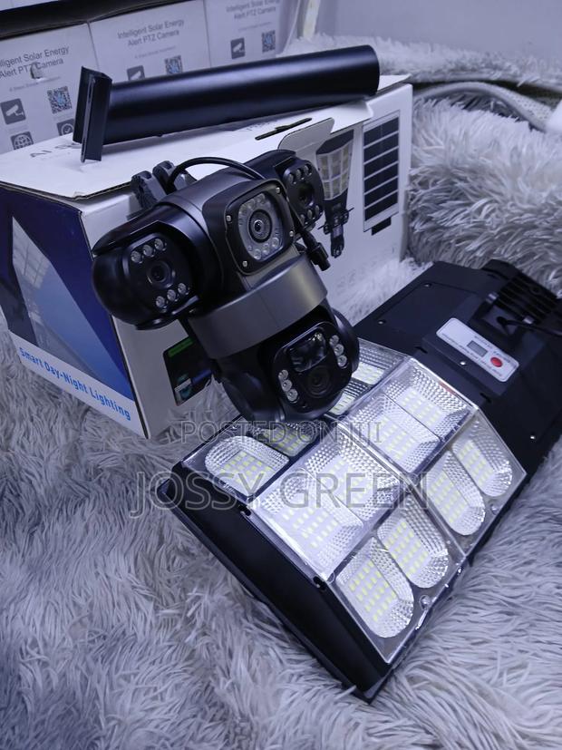 180watts V380 4g Tripple Lens Solar Powered Camera With Streetlight