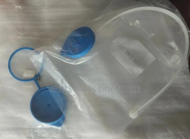 Honda Wiper Bottle Caps - thumbnail 3