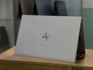New Laptop HP EliteBook 645 G9 8GB AMD Ryzen 5 SSD 256GB