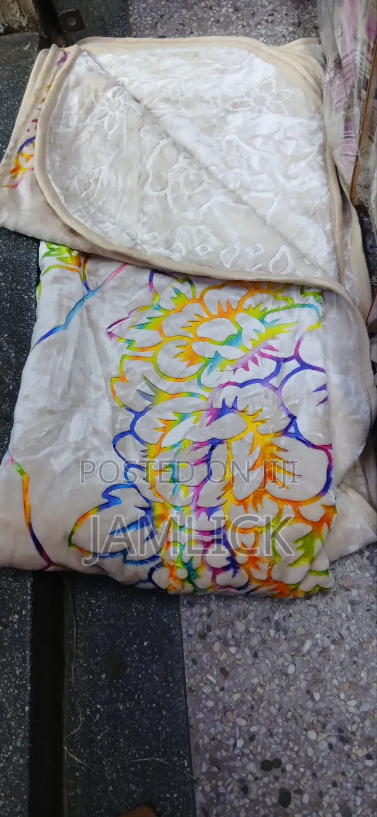 Single Two-Sided Blanket - Sk