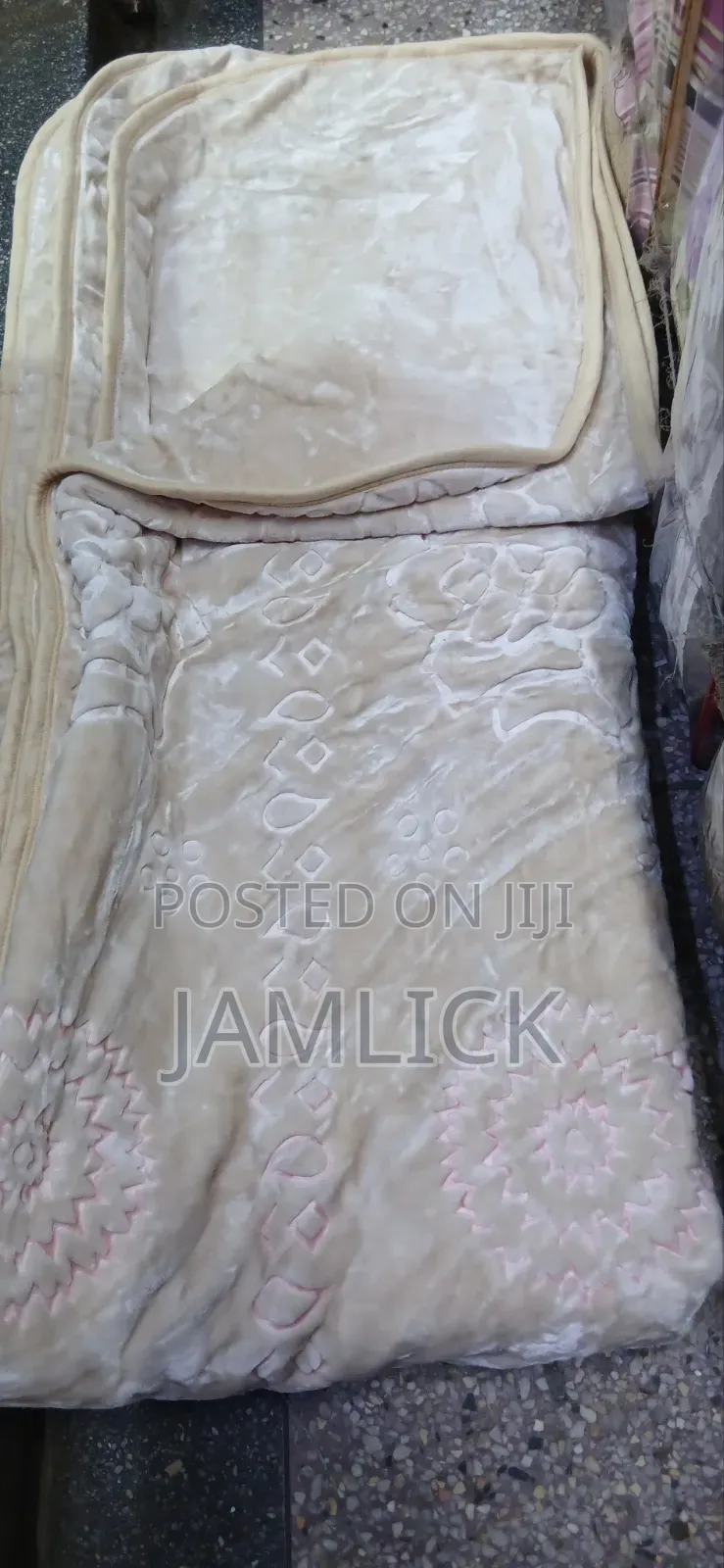 Single Two-Sided Blanket - Sk