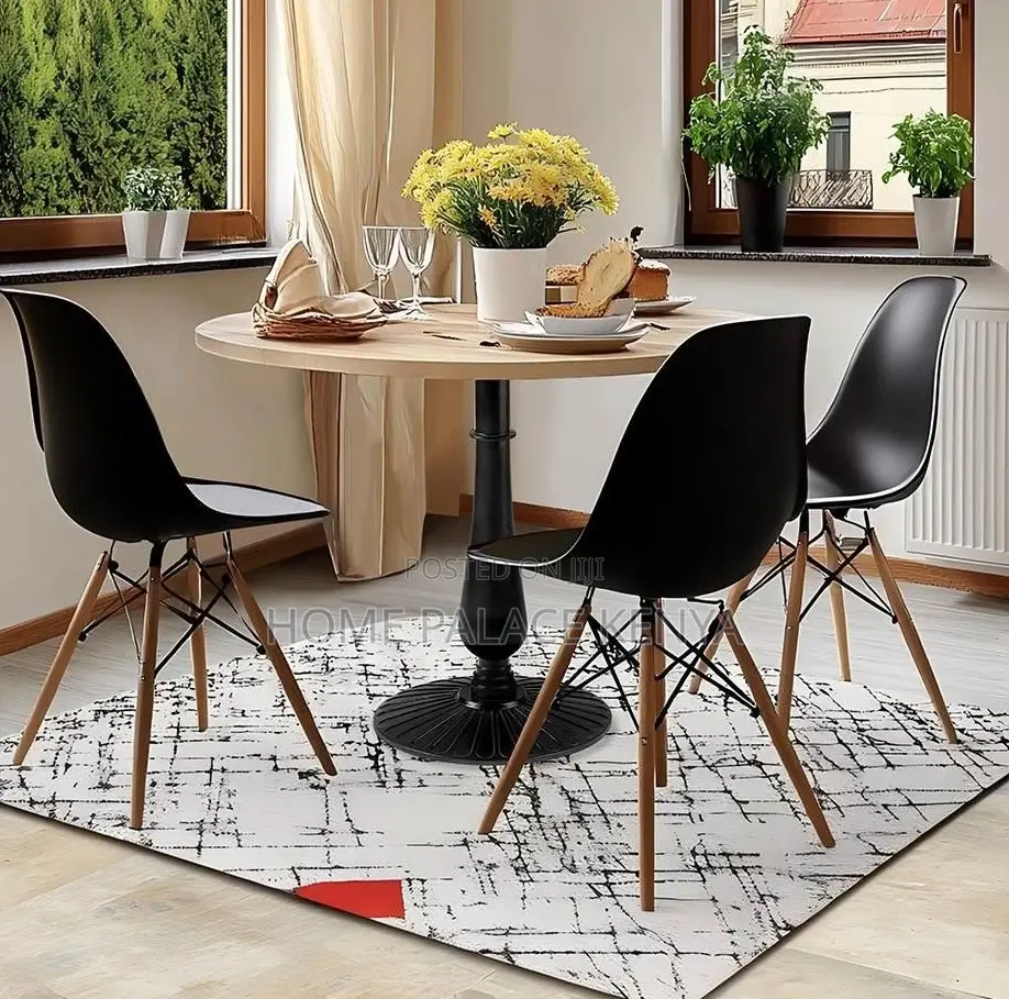 Eames Chair: Modern Eames Style DSW Dining Chair