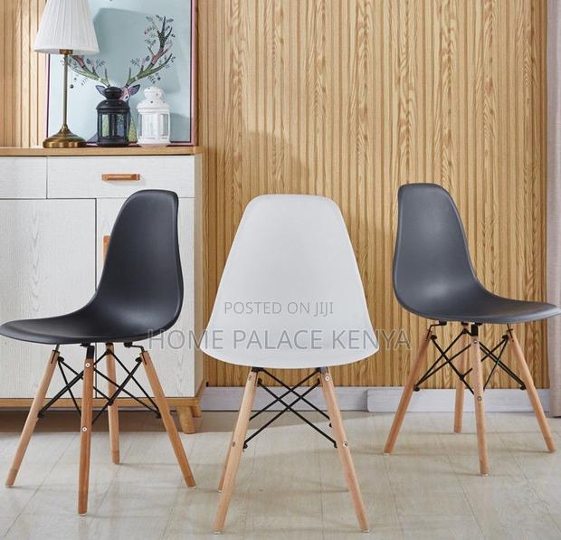 Eames Chair: Modern Eames Style DSW Dining Chair - thumbnail 8