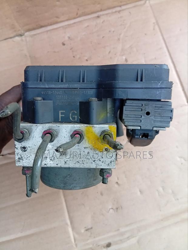 Toyota Axio /Fielder 4wd Abs Pump