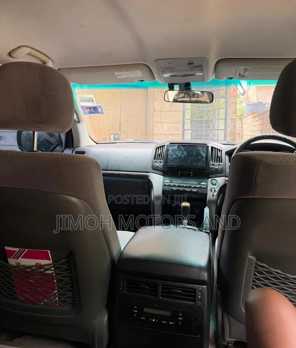 Toyota Land Cruiser 2011 Black