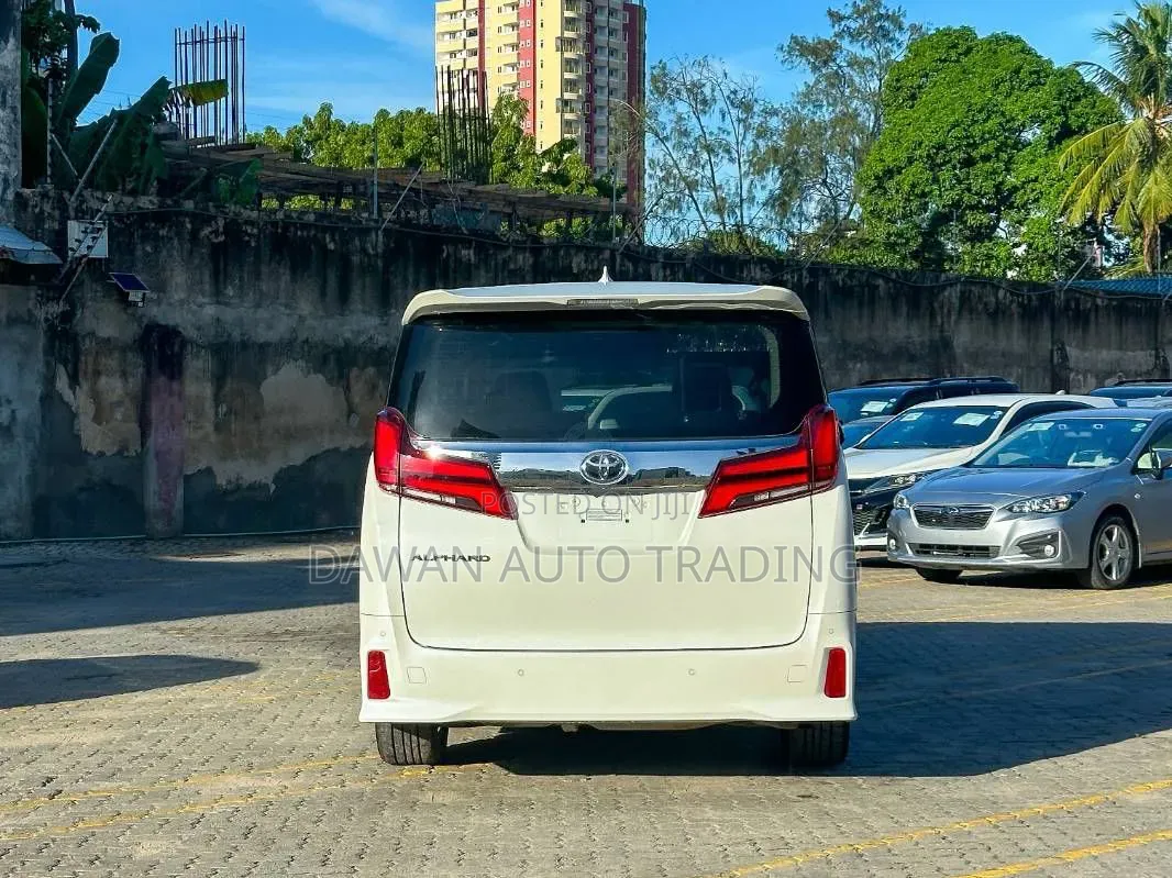 Toyota Alphard 2020 White