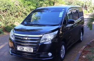 Toyota Noah 2.0 FWD (7 Seater) 2016 Black