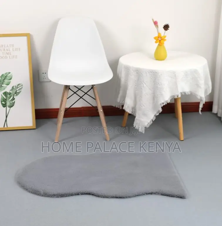 Eames Chair: Modern Eames Style DSW Dining Chair