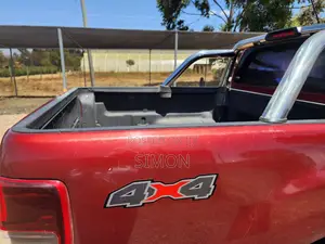 Ford Ranger Lariar 4x4 SuperCad 6ft. 2019 Maroon