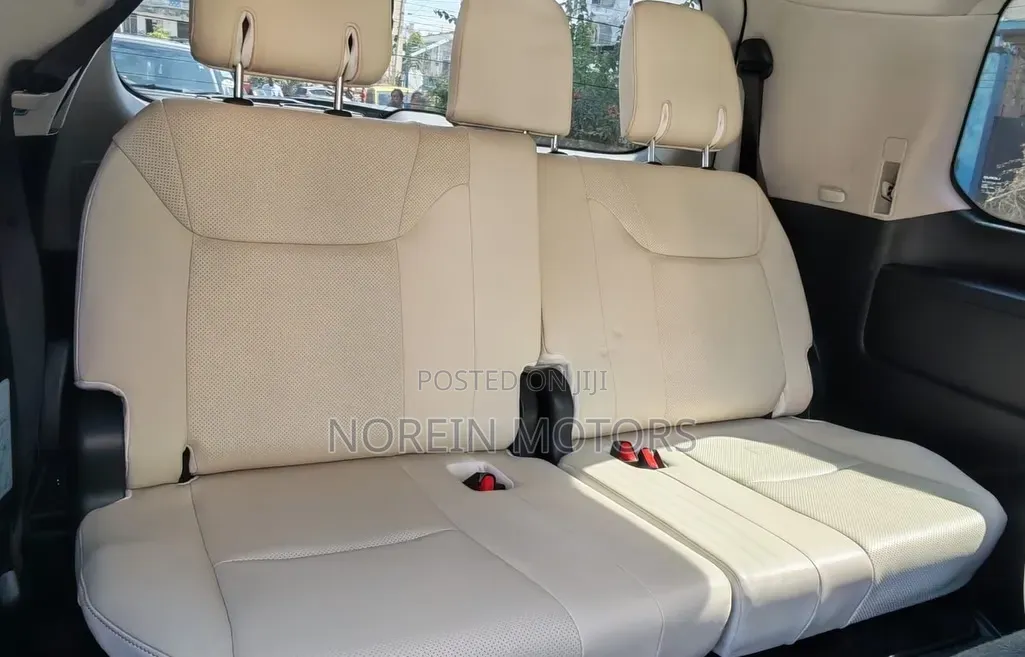 Lexus LX 570 AWD 2019 Black