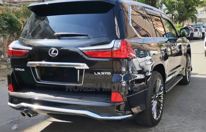 Lexus LX 570 AWD 2019 Black