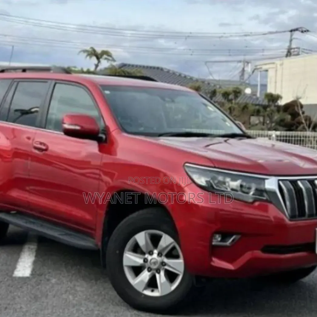 Toyota Land Cruiser Prado 2.8 2019 Red