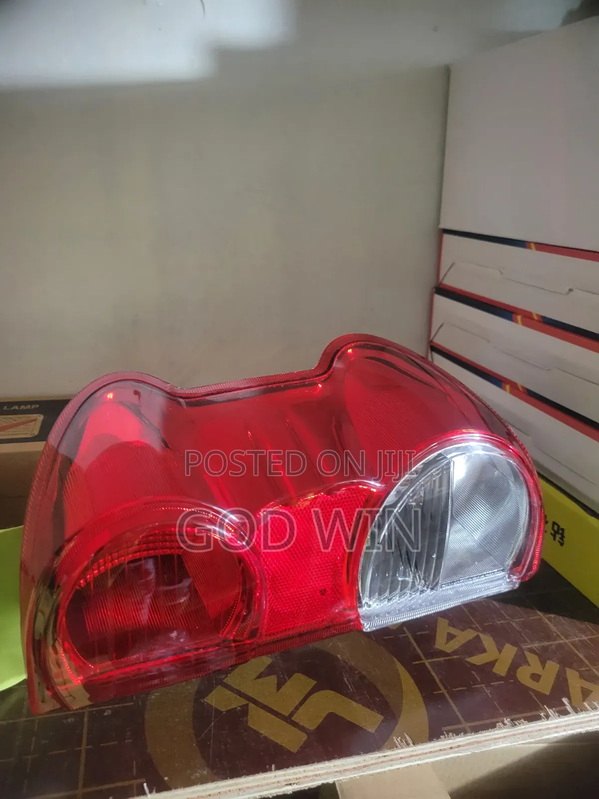 Tail Lamp Nv200