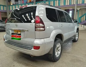 Toyota Land Cruiser Prado 2004 Silver