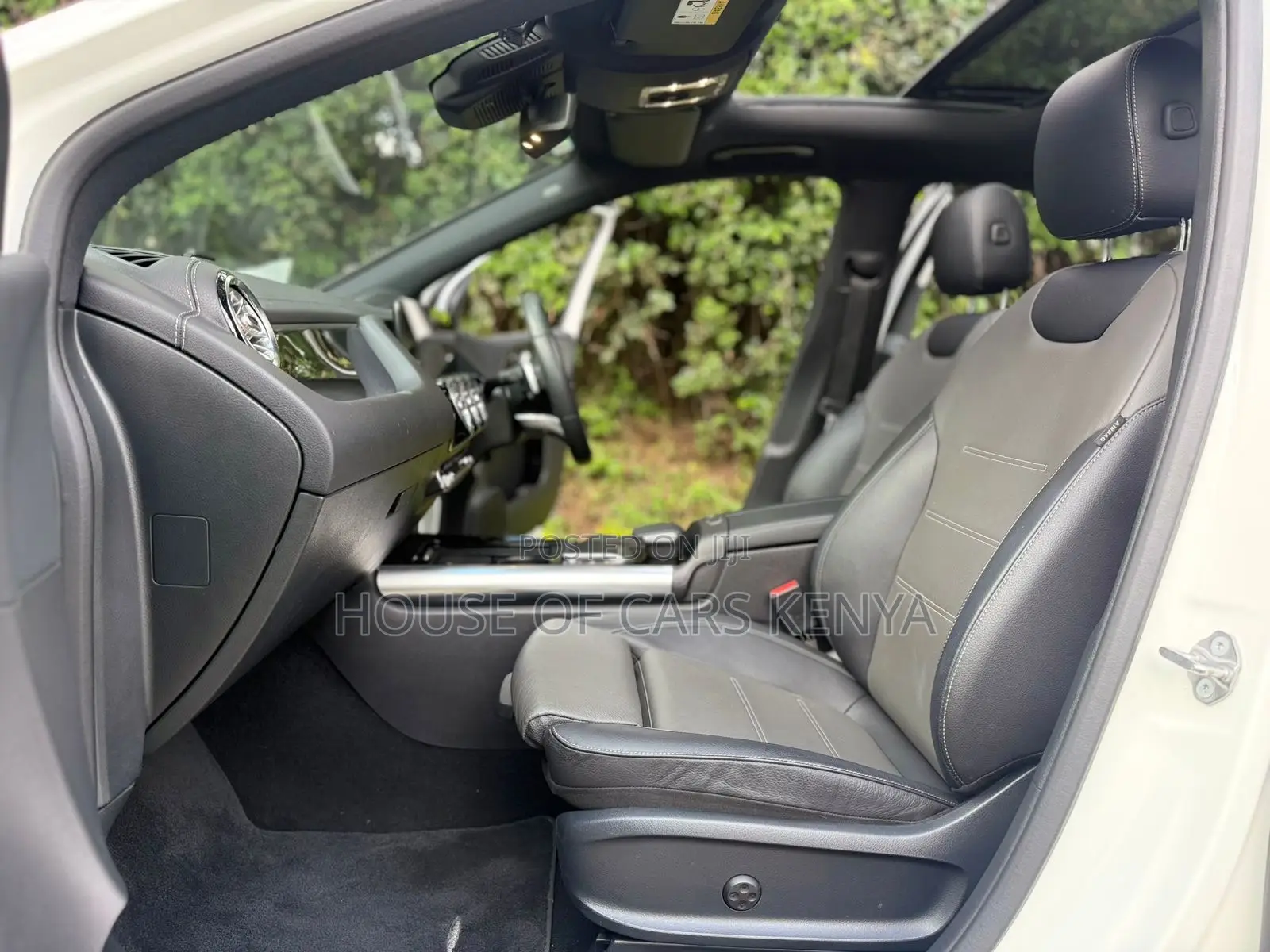 Mercedes-Benz B-Class 2020 Pearl