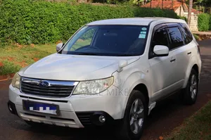 Subaru Forester 2.5X Automatic 2010 White