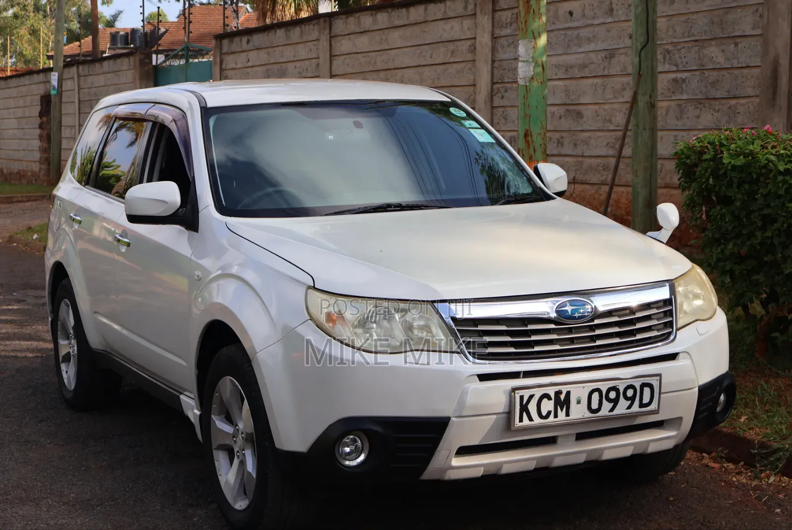 Subaru Forester 2.5X Automatic 2010 White