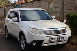 Subaru Forester 2.5X Automatic 2010 White