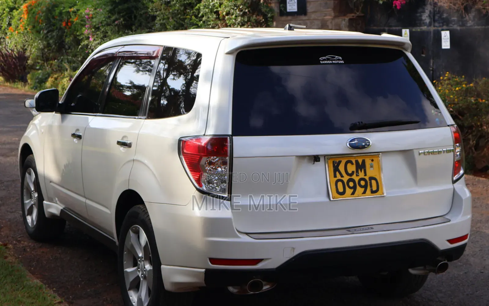 Subaru Forester 2.5X Automatic 2010 White