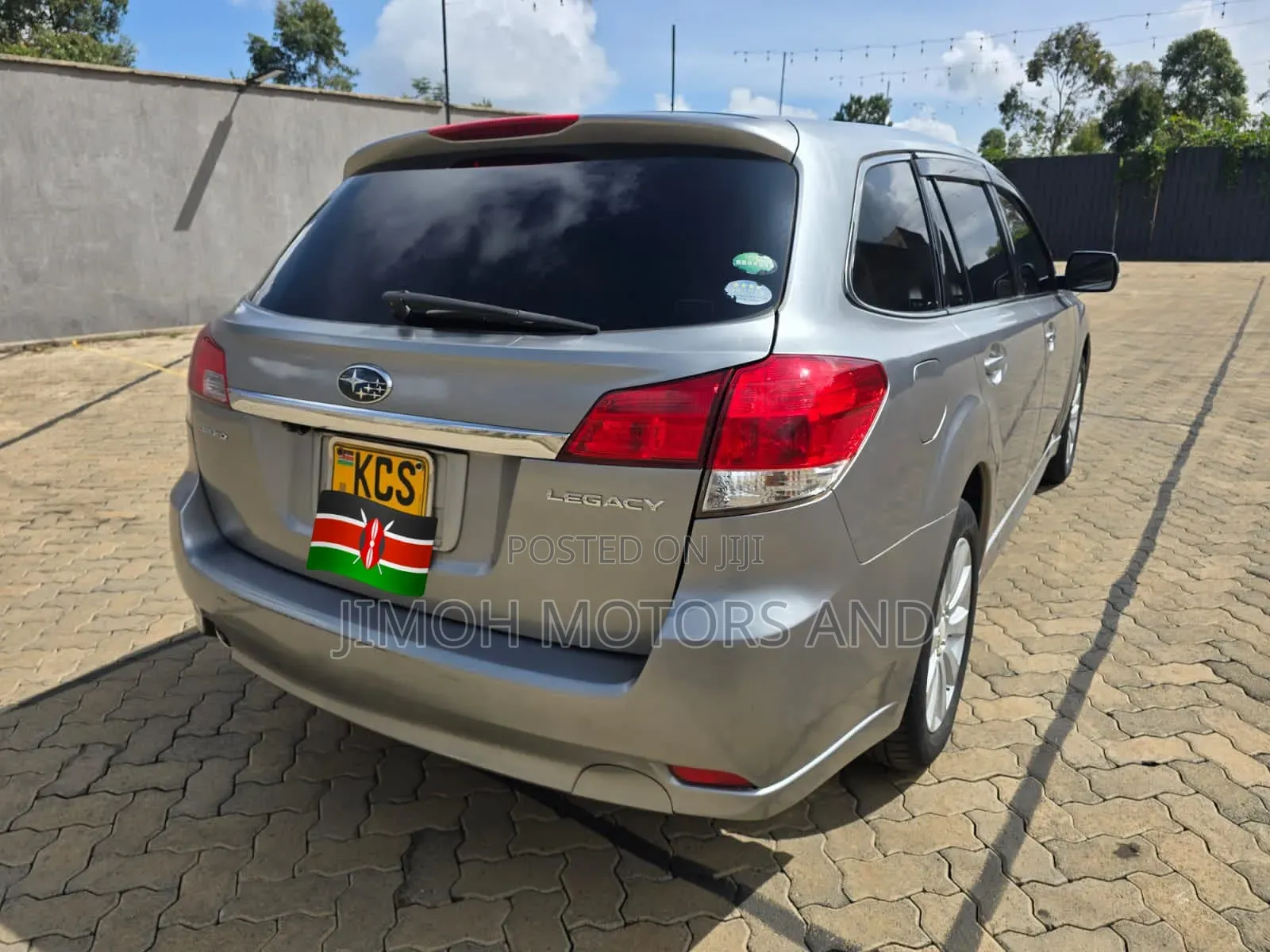 Subaru Legacy 2011 Silver