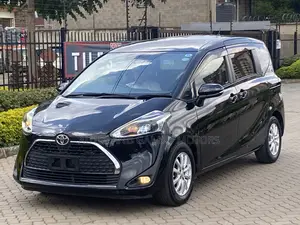 Toyota Sienta 2019