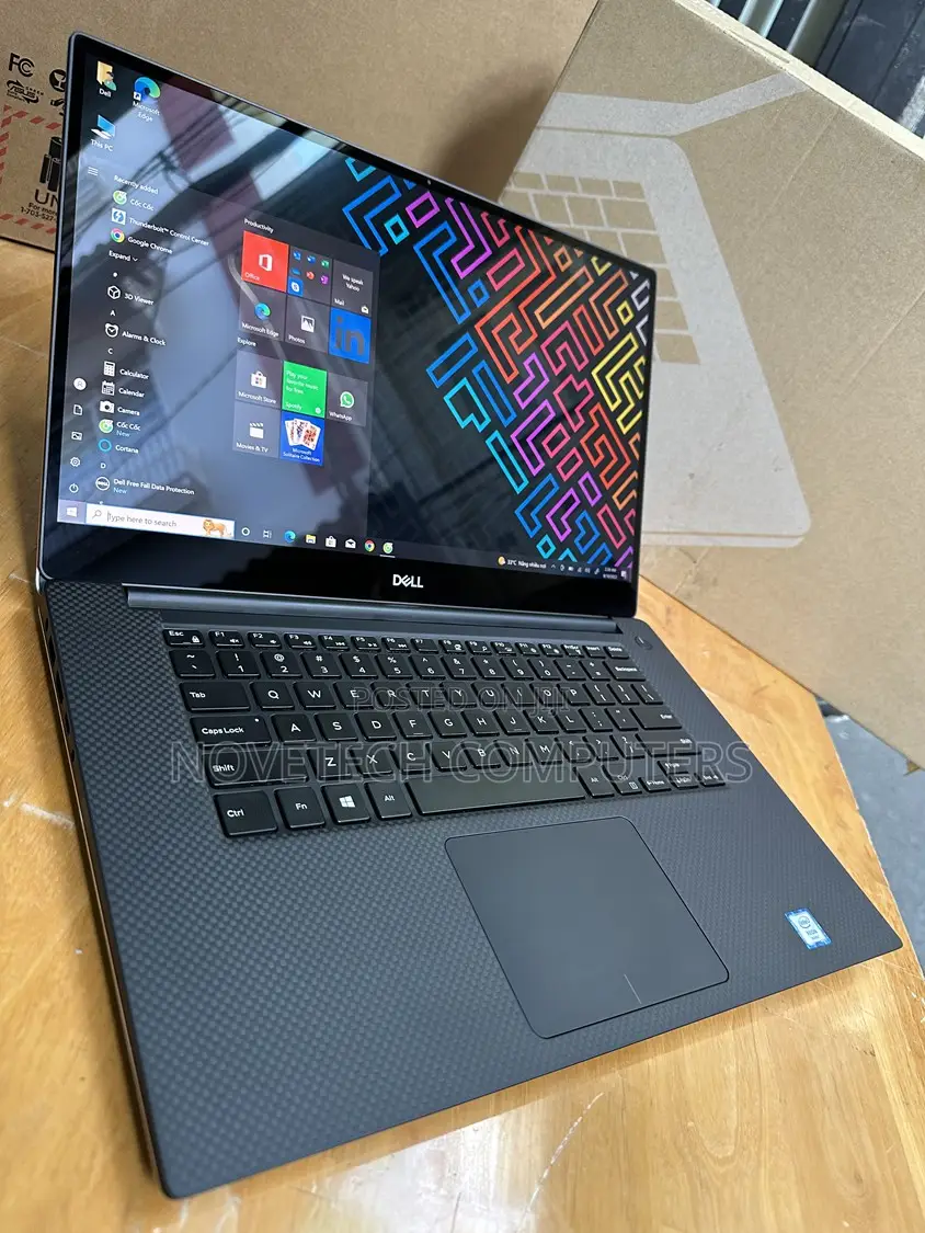 Laptop Dell Precision 5540 16GB Intel Xeon SSD 512GB