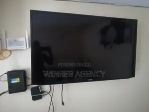 Samsung Smart Tv -Model Ua46h5603 42 inches