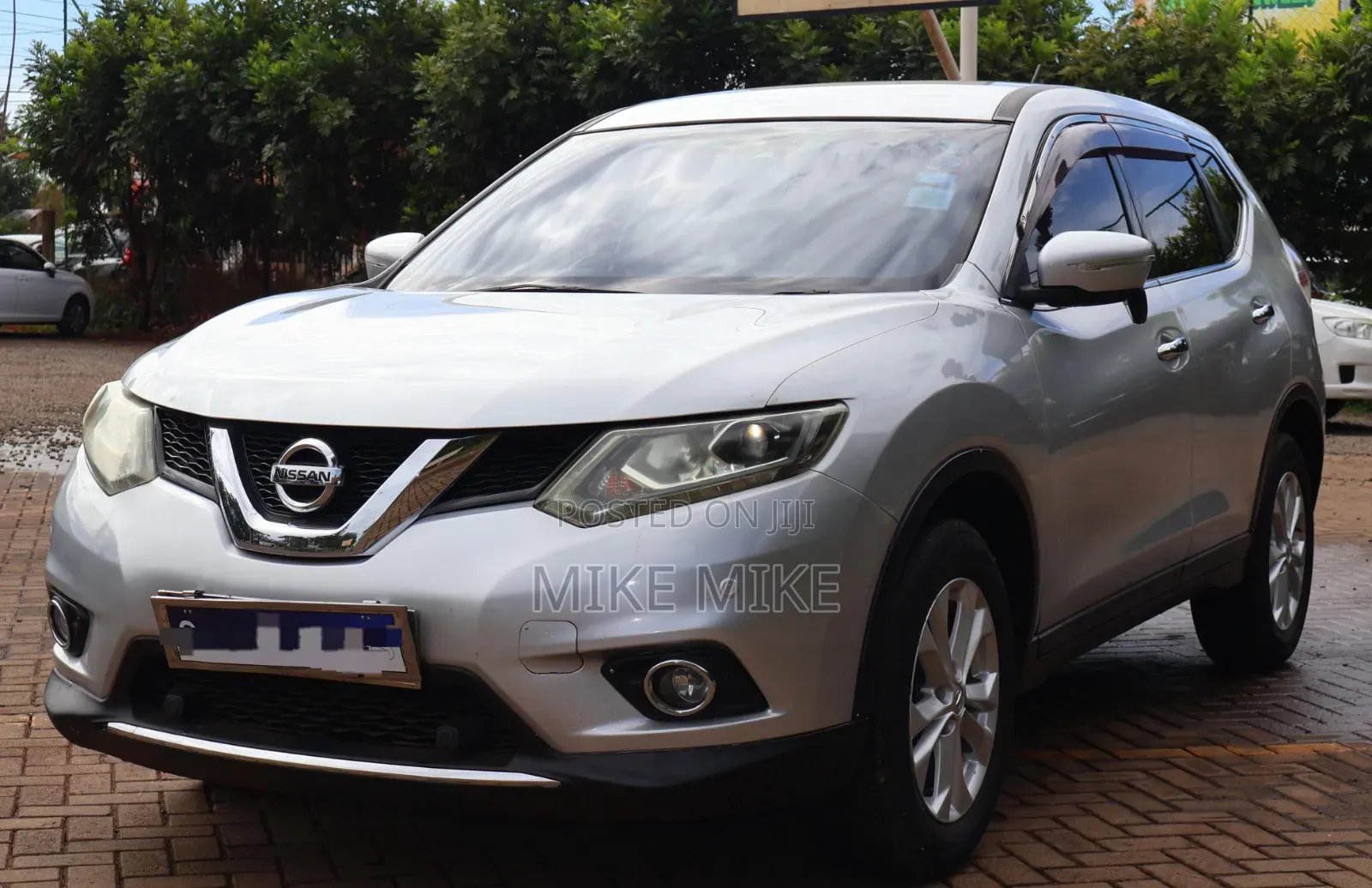 Nissan X-Trail 2.0 Petrol FWD 2014 Silver
