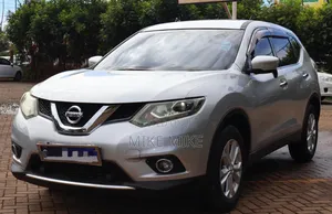 Nissan X-Trail 2.0 Petrol FWD 2014 Silver