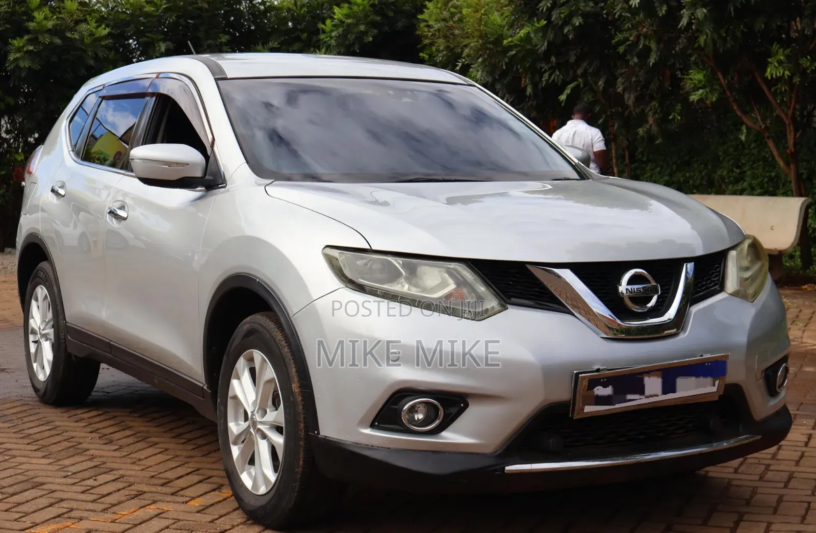 Nissan X-Trail 2.0 Petrol FWD 2014 Silver