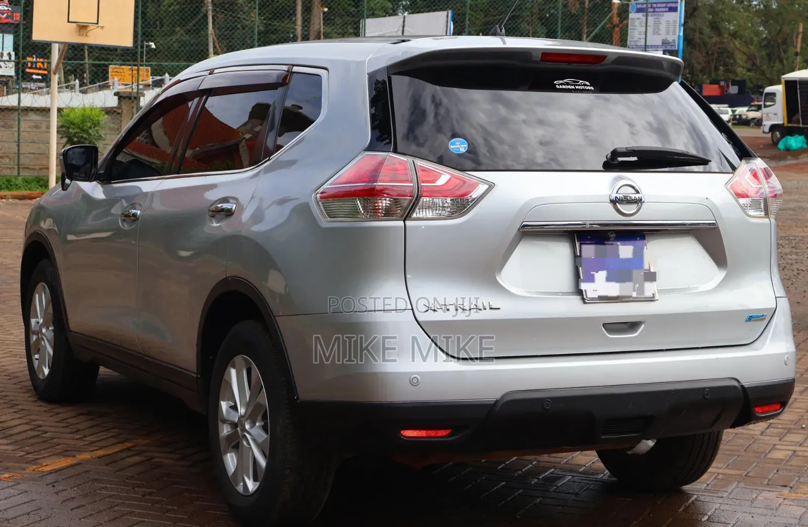 Nissan X-Trail 2.0 Petrol FWD 2014 Silver