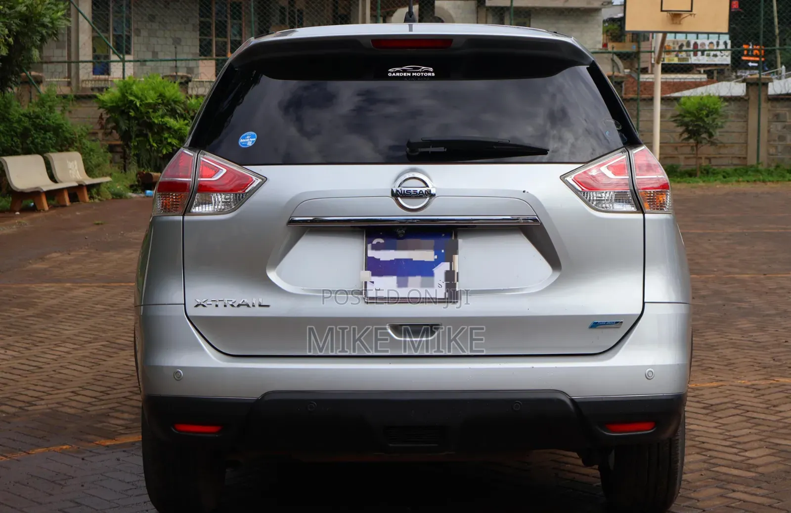Nissan X-Trail 2.0 Petrol FWD 2014 Silver