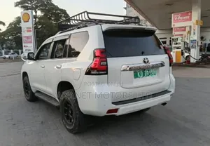 Toyota Land Cruiser Prado 2.7 2019 Pearl