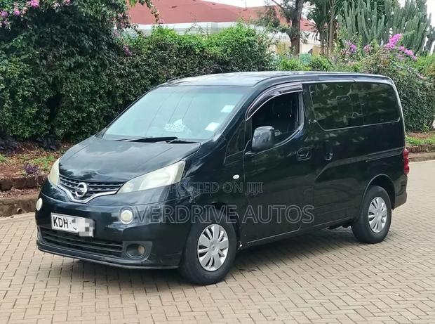 Nissan NV200 2015 Black