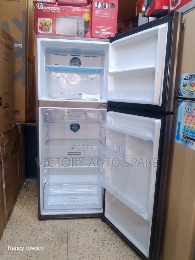 Clean Gray Samsung Fridge ( Working) - thumbnail 2
