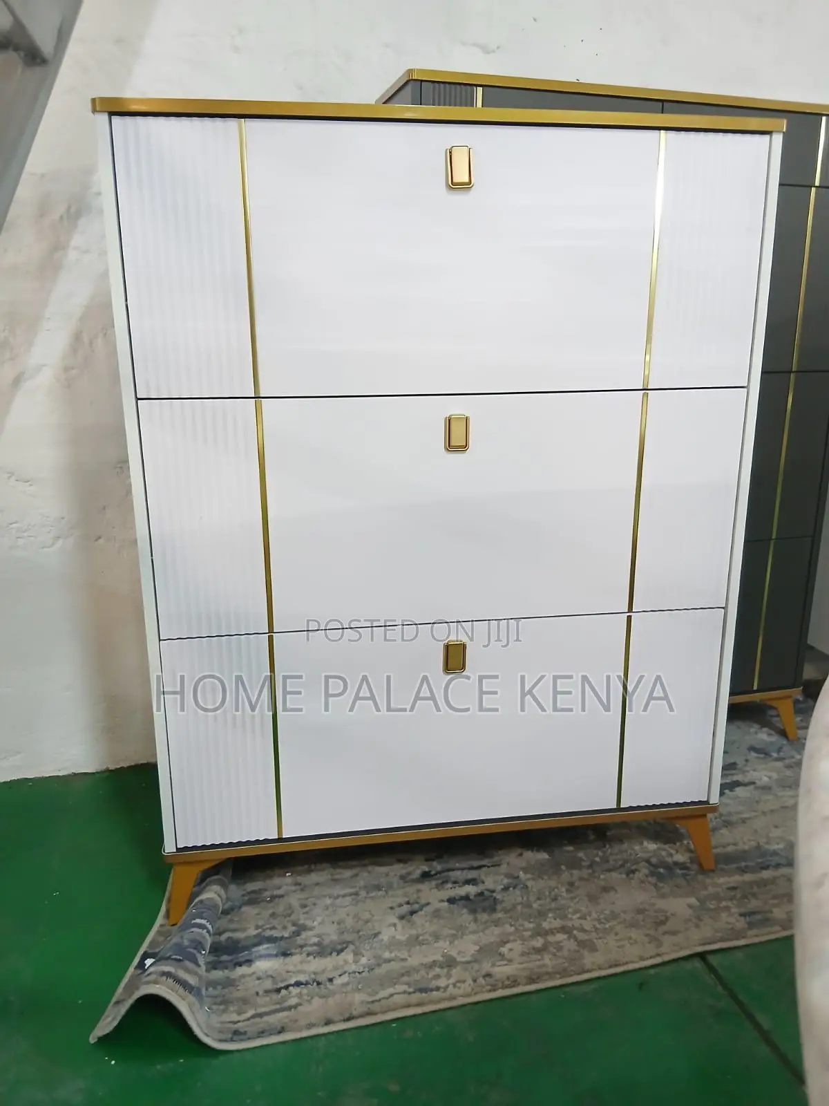 Shoe Rack: Modern Ultra Thin Flip Shoe Cabinet