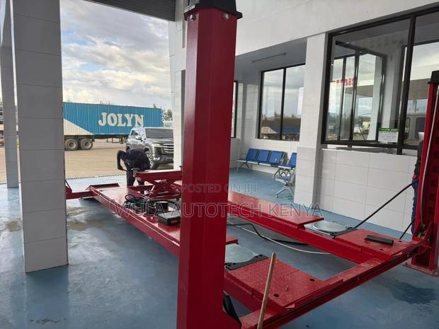Heavy Duty and Industrial Use 4tns Four Post Carlift Machine Sunshine - thumbnail 2