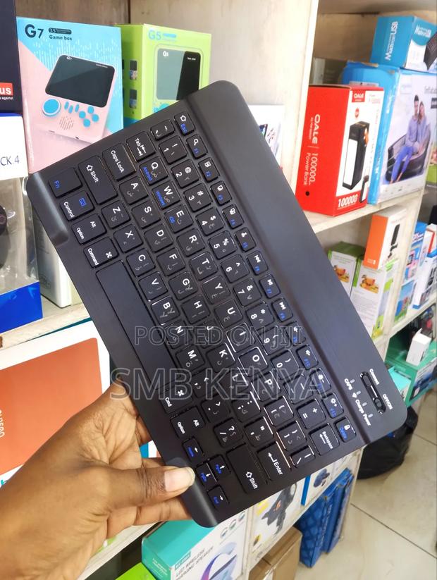 Bluetooth Wireless Mouse and Keyboard - thumbnail 2