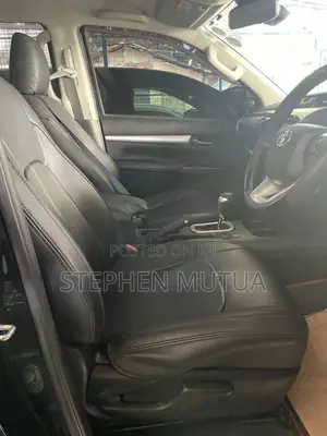 Toyota Hilux Revo Double Cab Deisel 2.4 AWD 2020 Black