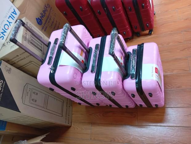 Hard Fibre Travel Case - thumbnail 2