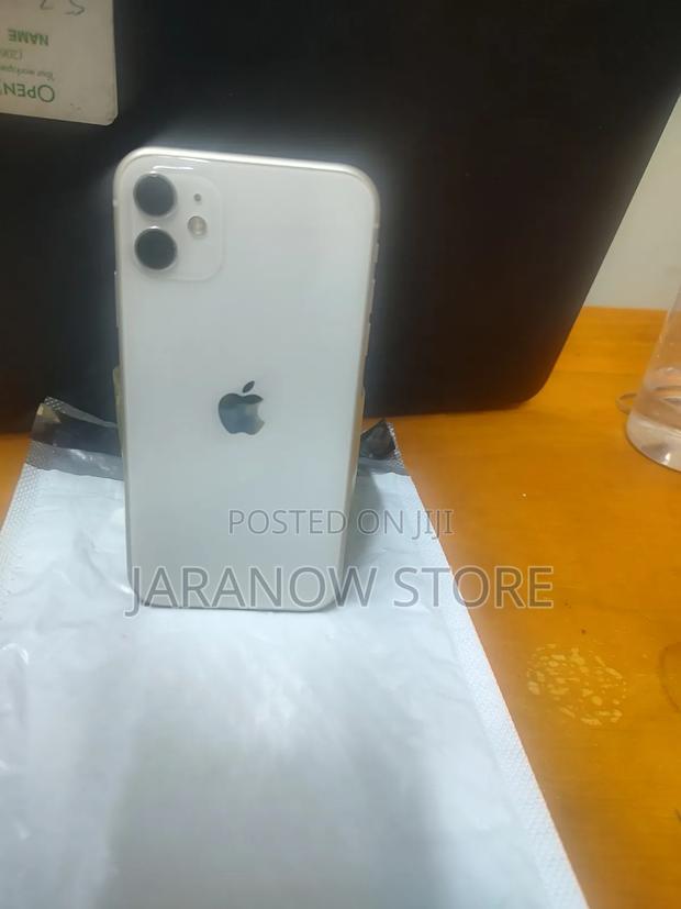 Apple iPhone 11 Pro 64 GB Black - thumbnail 2