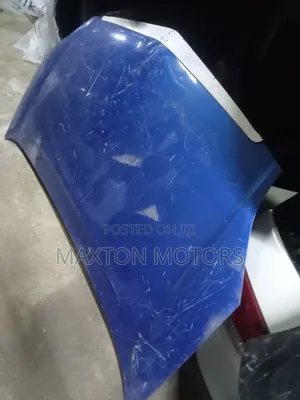 Spacio 2002 Bonnet