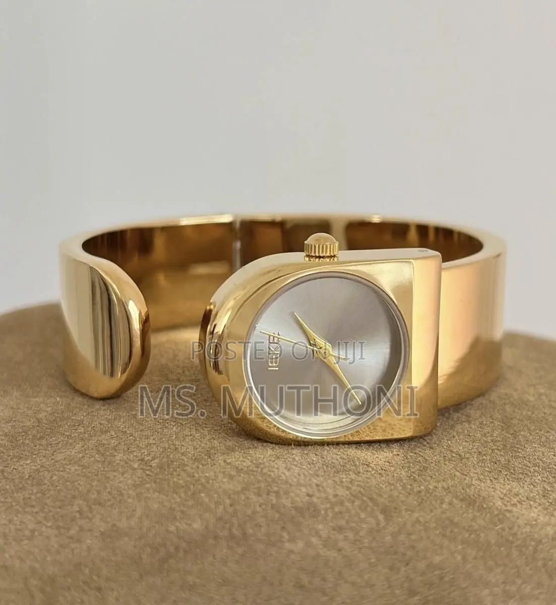 Luxury Gold-Toned Cuff Bracelet Ladies Wrist Watch